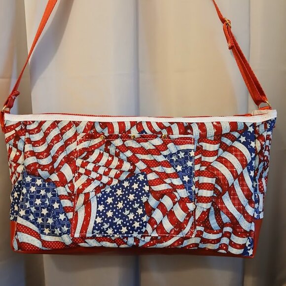 New Patriotic Stars & Stripes USA Sling Crossbody Purse Shoulder Bag Large 18x9x - Picture 2 of 14